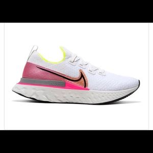 Nike Flyknit Infinity React